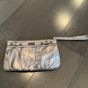 express wristlet